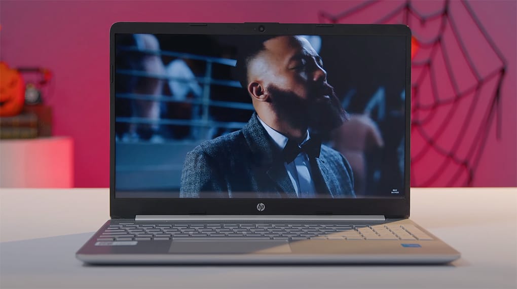 Laptop HP 15s fq5229TU i3 1215U (8U237PA) - Màn hình